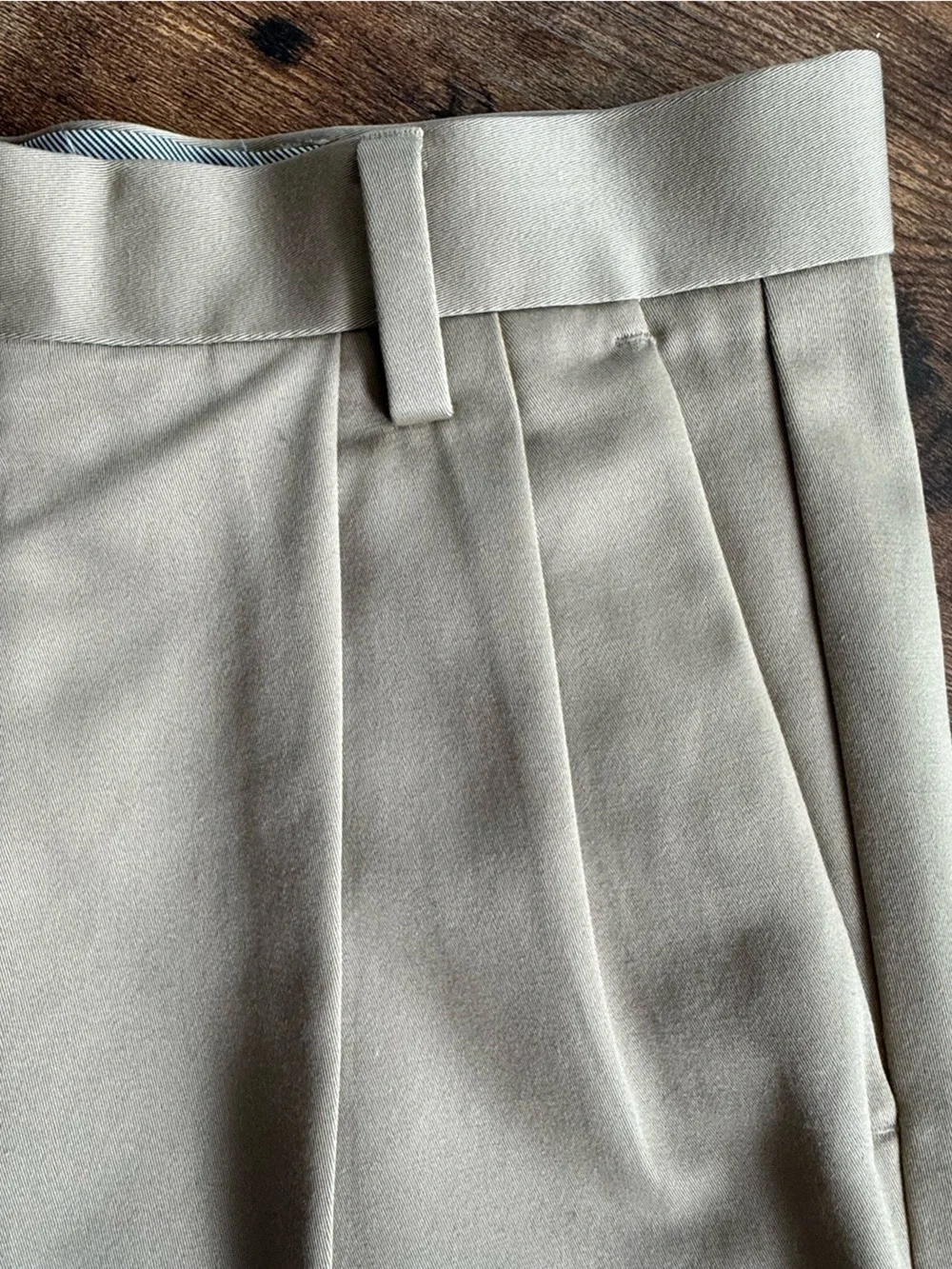 Vintage 2000s Tan High Waisted Pleated Trousers Dockers ~ 30 x 30.5 - Picture 7 of 8